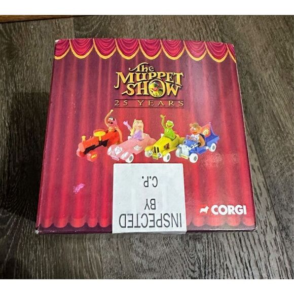 Muppet Show 25 Years Animal on Tractor 2002 Collectable Figurine Corgi New - Picture 7 of 8